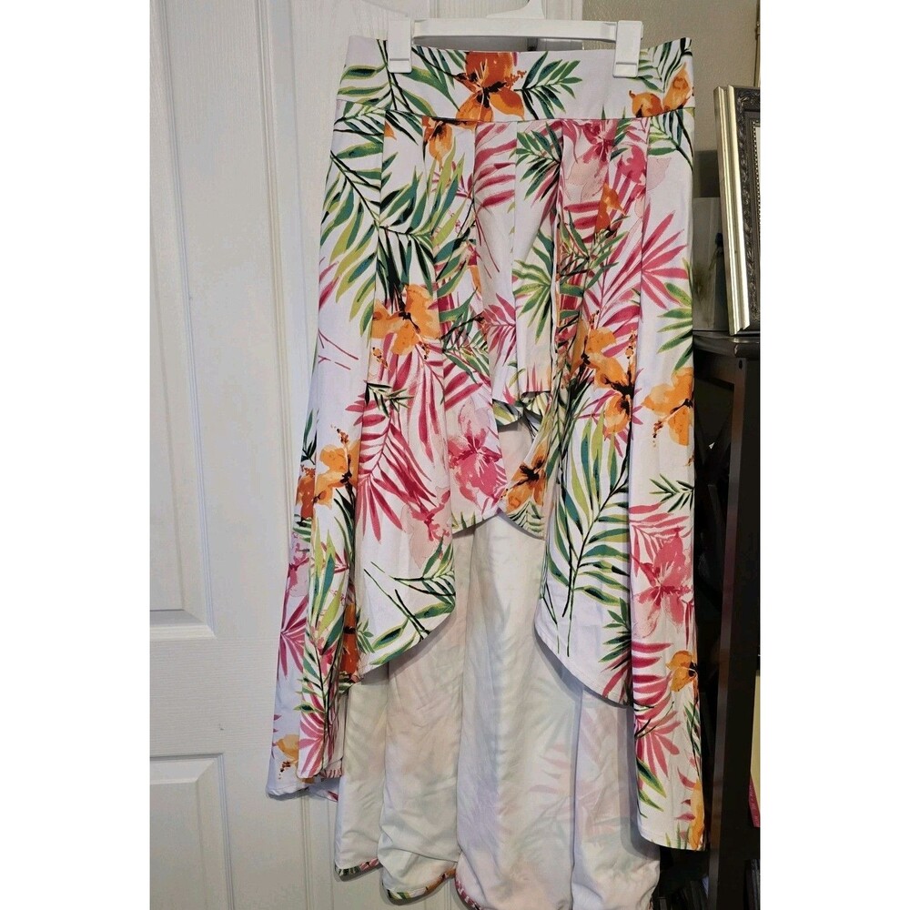 NWT NY&C New York & Company Tropical Floral High Low Skirt Skort Size Large